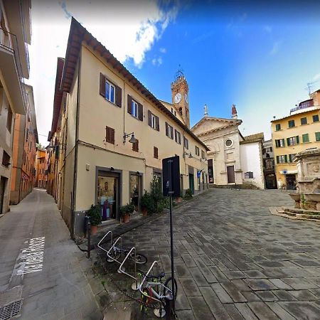 Casa Via Della Rocca Luna Poggibonsi Exterior foto
